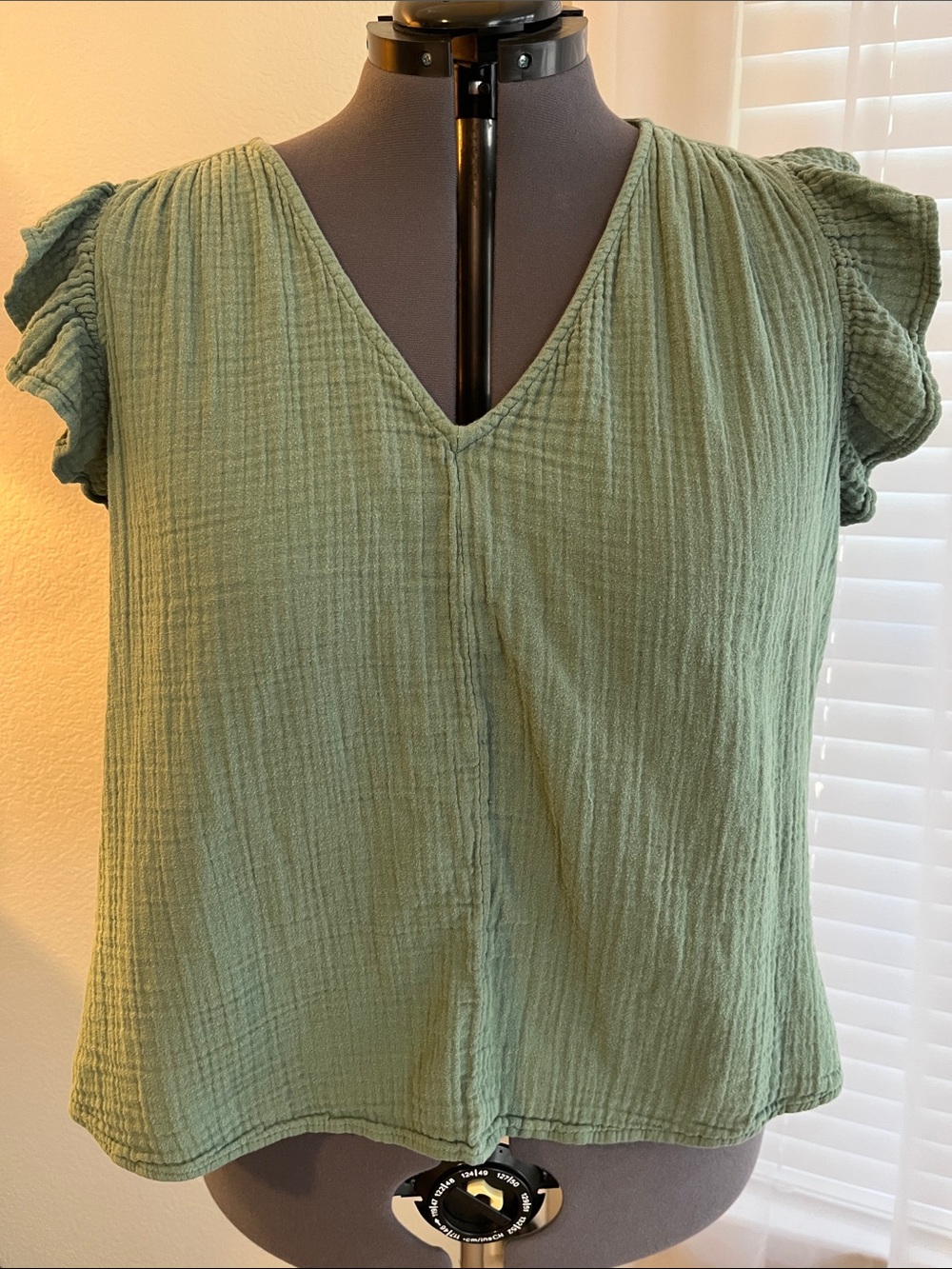 ON Green Cotton Gauze V-Neck Ruffle Sleeve Women's Top